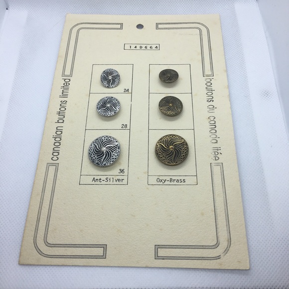 Vintage Buttons Lot of 4 Salesman Cards Metal Plastic 25 Assorted Patterns - Picture 13 of 15